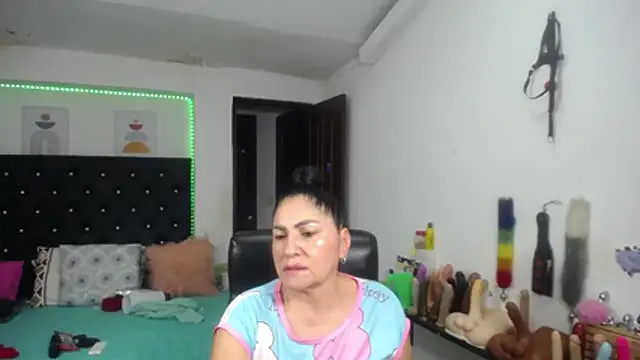 mature_bigboobs10 Chat XXX live