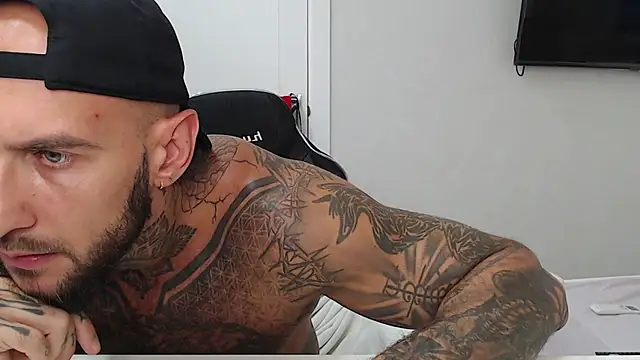 maxi_foxxx – Naživo XXX chat