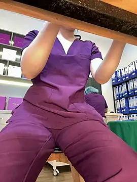 secretly_masturbating 网络视讯表演