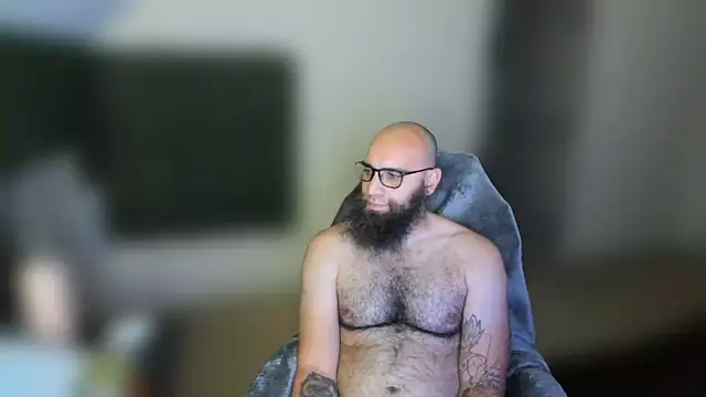 MastaWolfy XXX чат на живо