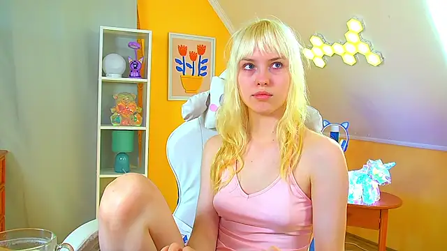 HannahHollis' Live XXX Chat