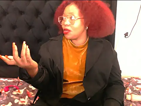 Chat XXX Live EbonySkyeXX