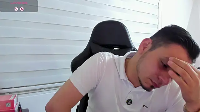 Rick_Adams – Naživo XXX chat