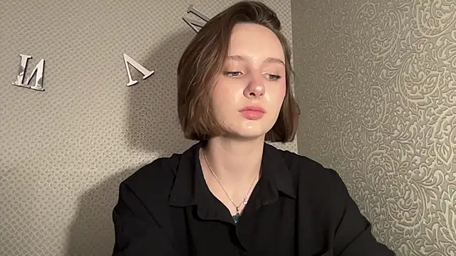 LovieClausing's Live XXX Chat