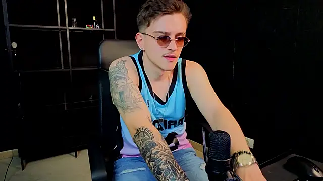 Chat XXX ao vivo de FelixStarkk