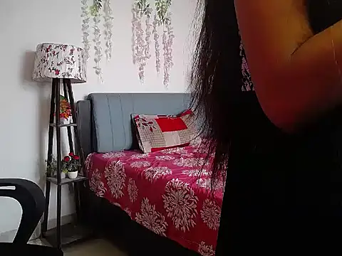 Love_Sundari: απευθείας συνομιλία ΧΧΧ