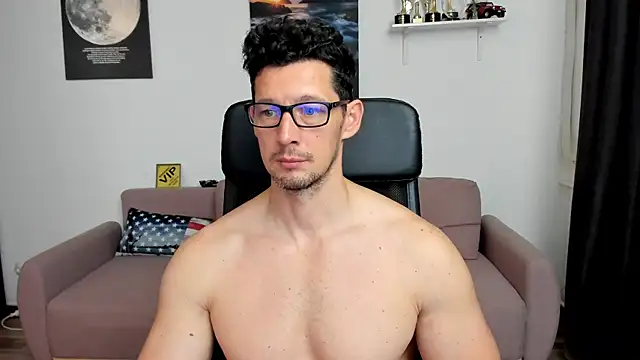 BrutusK08 Chat XXX in diretta