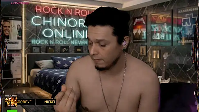 chino_roz Adlı Modelin Canlı XXX Sohbeti