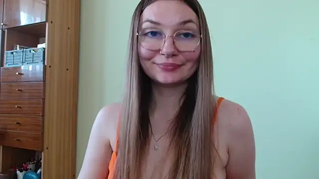 XXX chat uživo modela LooveELLYx