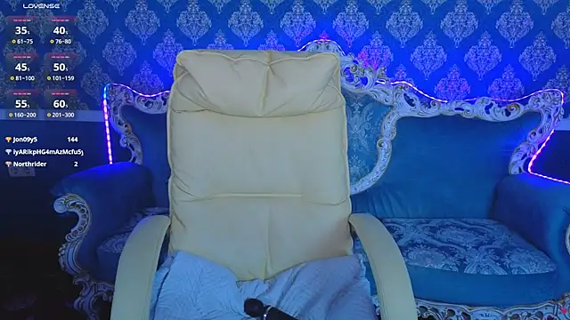 KitnissKiss Live XXX-chat