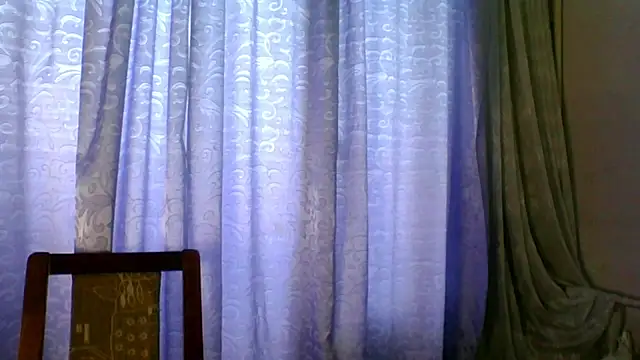 NickiKisinger's Live XXX Chat