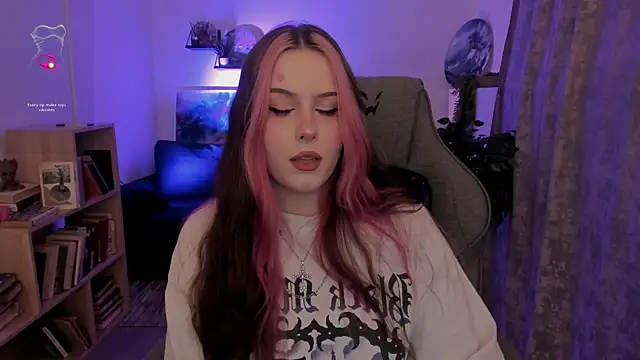 CoraMiel Chat XXX in diretta