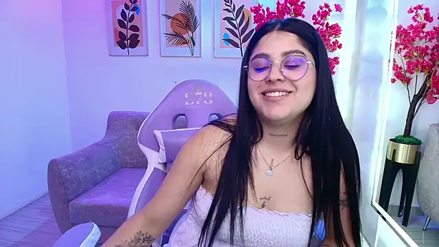 Julie_vancouver's Live XXX Chat