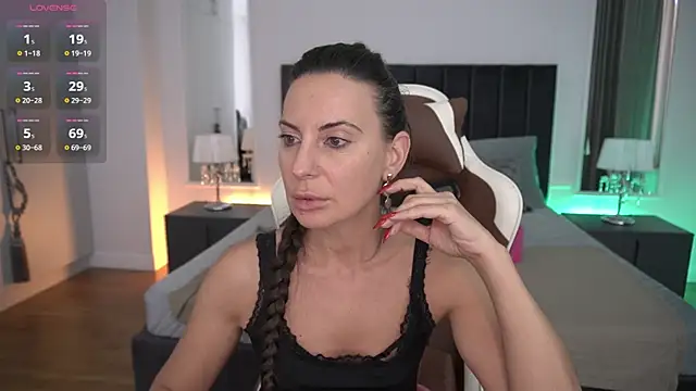 VeroniicaRosee élő XXX-chatje