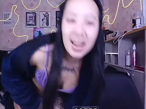 Japabaixinha Adlı Modelin Canlı XXX Sohbeti