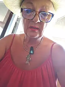 Chat XXX ao vivo de Hot-Muci