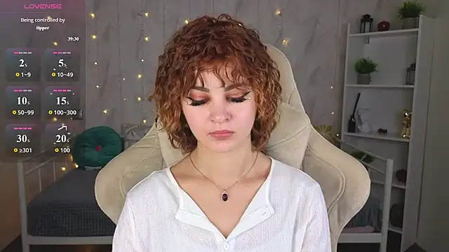 Kira__Fluffy's Live XXX Chat