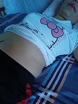 Doremon_95 élő XXX-chatje