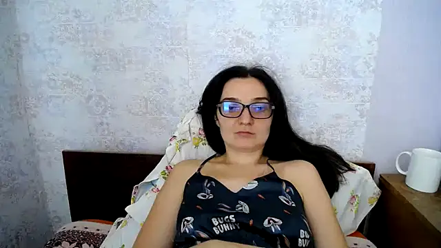 Shiny_gine Chat XXX in diretta