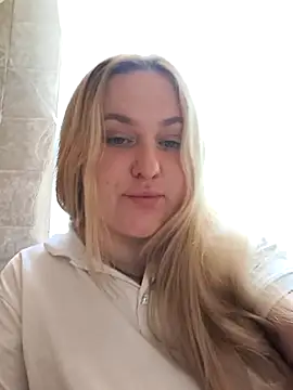 LianaJu Chat XXX in diretta