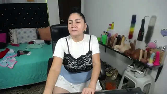 mature_bigboobs10's Live XXX Chat
