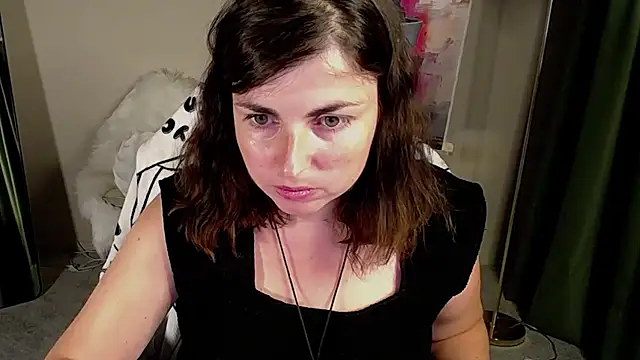MartaEdams Chat XXX in diretta