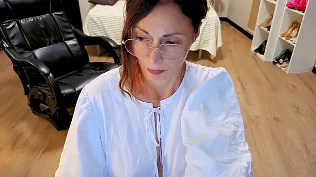 CaringSophie Adlı Modelin Canlı XXX Sohbeti