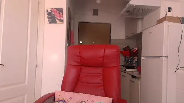 Chat +18 de simyhvn ao vivo