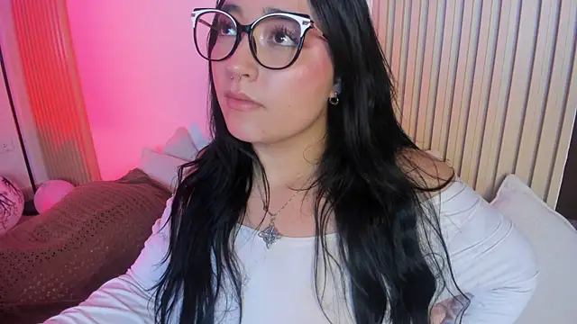 Miss_Loise Adlı Modelin Canlı XXX Sohbeti
