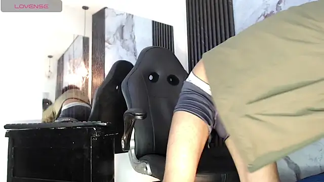 XXX chat uživo modela BlakeSttone