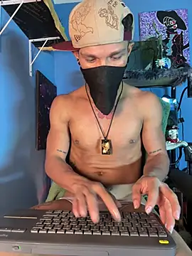 Chat XXX en directo de CRAZY-BOY99