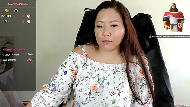 LisaAsianFlower Adlı Modelin Canlı XXX Sohbeti
