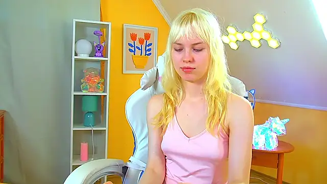 XXX chat uživo modela HannahHollis