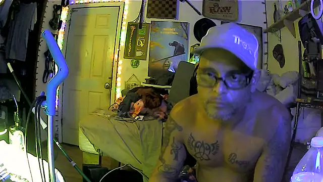 Chat XXX en directo de Buffshagswell
