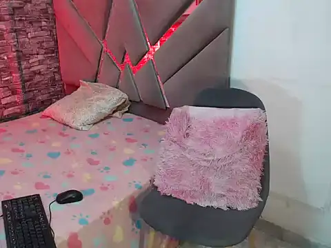 Keily_Tsx1 – Naživo XXX chat
