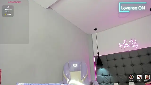 Chat XXX en directo de scarletcherry18