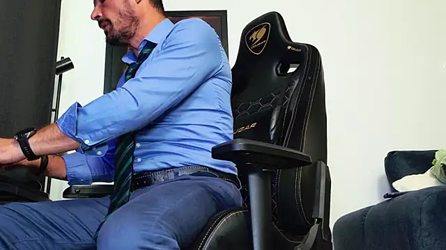 ChrisKox élő XXX-chatje