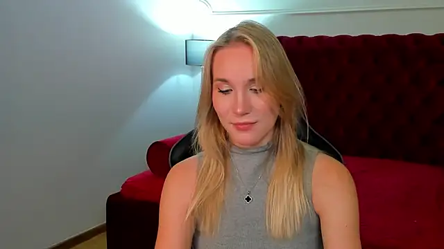 Živý XXX chat ElaraVoltage