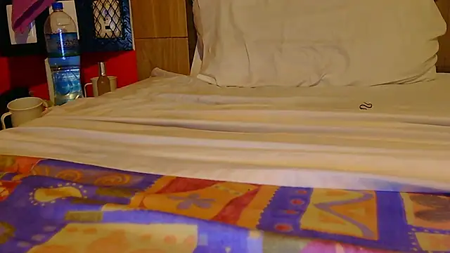 Latinopervs লাইভ XXX চ্যাট
