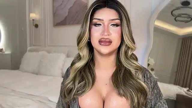 Your_Majesty_Tyra Chat XXX live