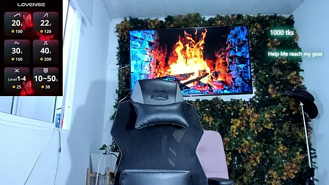Živý XXX chat emily_palmeer