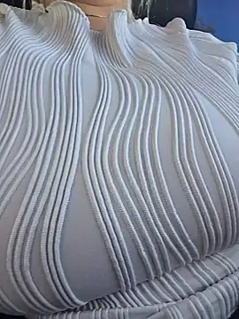 XXX chat uživo modela Mylf_SquirtAlee