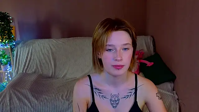 TaraEva Chat XXX live