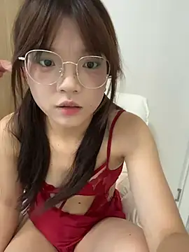 ela_sisi Adlı Modelin Canlı XXX Sohbeti