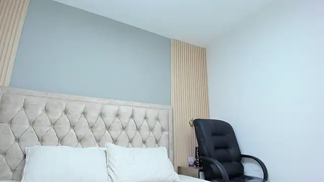 Katty_cute19 élő XXX-chatje