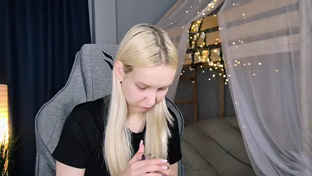 MaoqiBeverly élő XXX-chatje