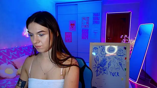 luna_lust_212 élő XXX-chatje