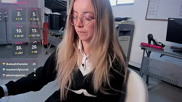 ana_ev élő XXX-chatje