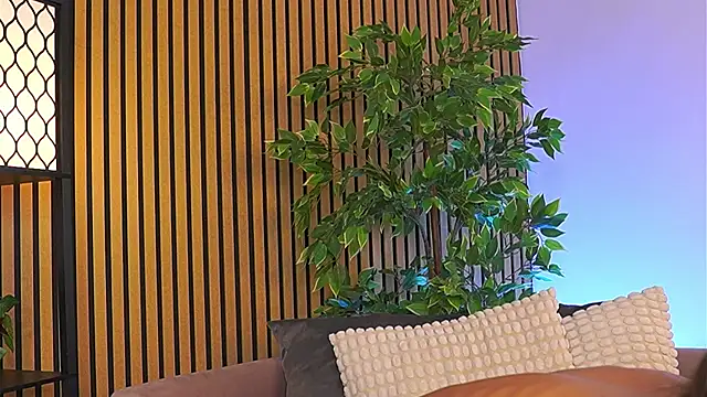 Avril_Cyrus élő XXX-chatje