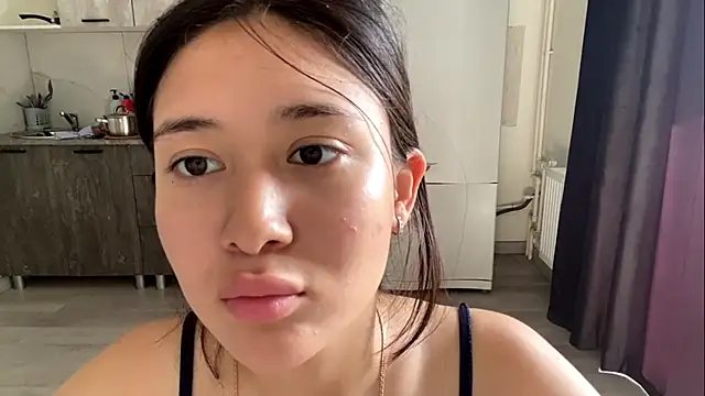 Mitsuki_Sutemi's Live XXX Chat